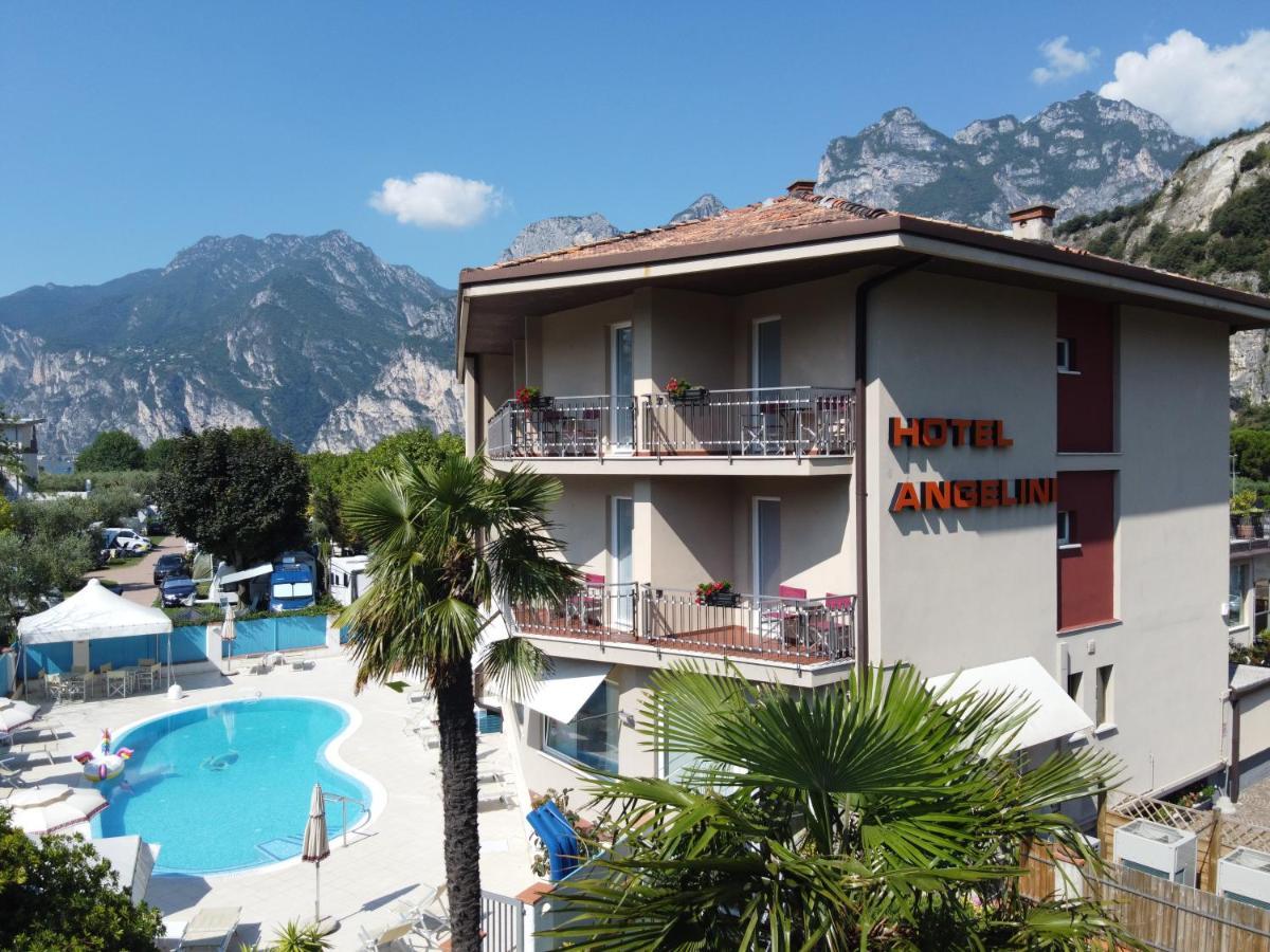 Hotel Angelini Torbole Sul Garda Bagian luar foto